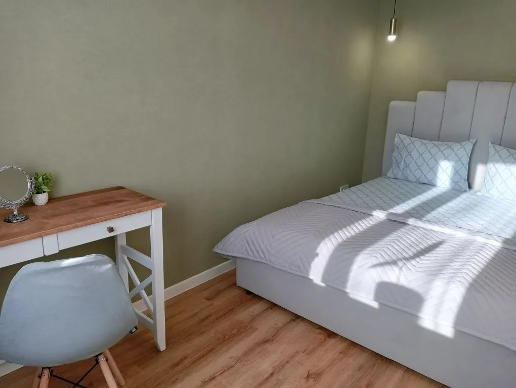 Двухкомнатная квартира в центре города с потрясающим видом из окна