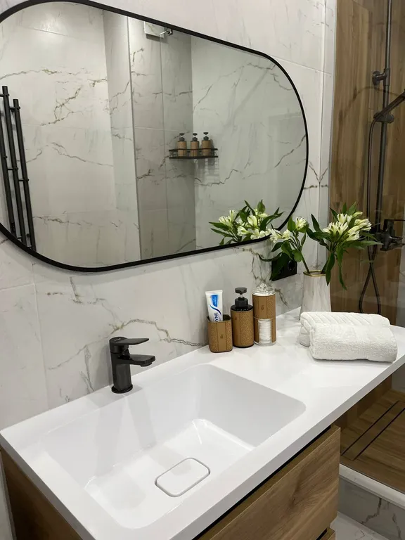 Уютная 2-комнатная квартира с большим камином рядом с центром города