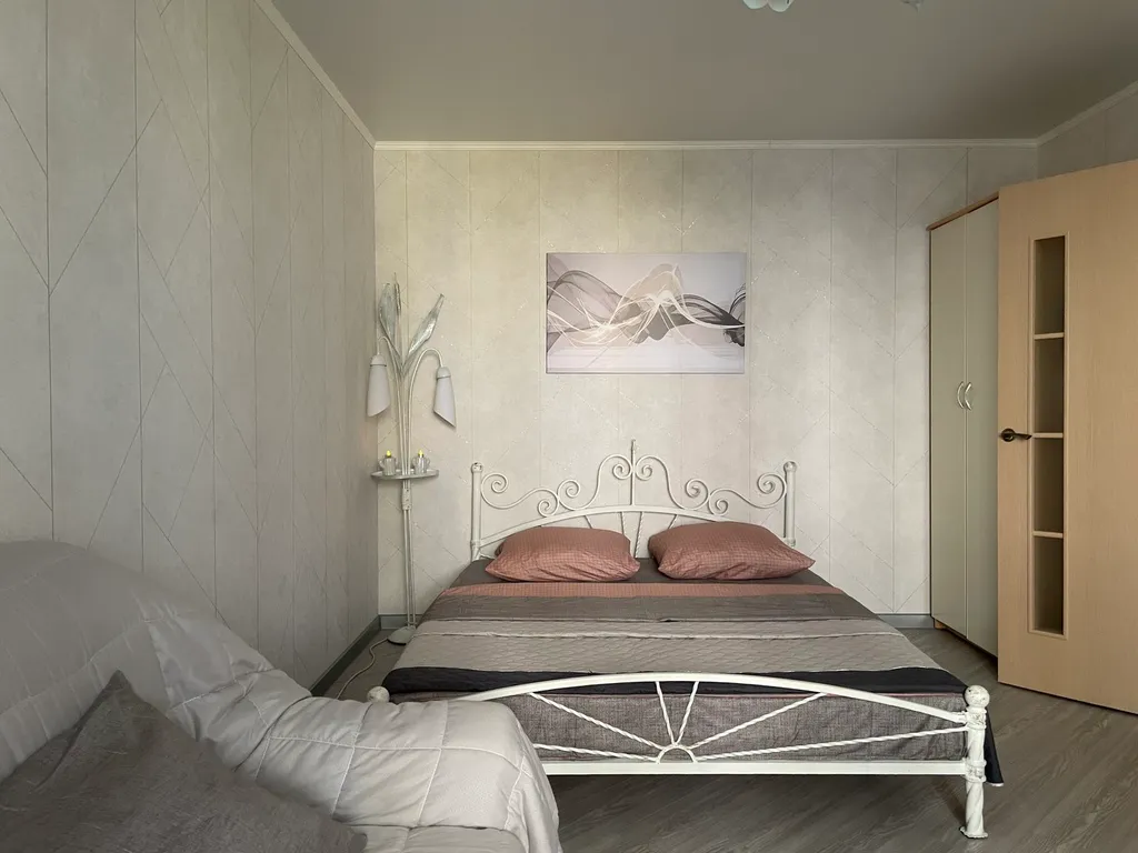 Квартира рядом с ЖД и центром города