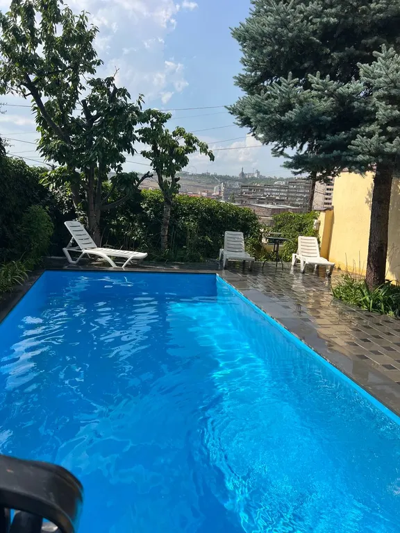 Large 5 bedroom luxury villa