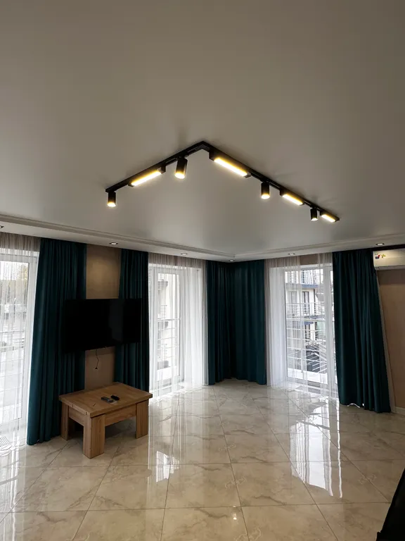 Шикарная квартира в районе озера