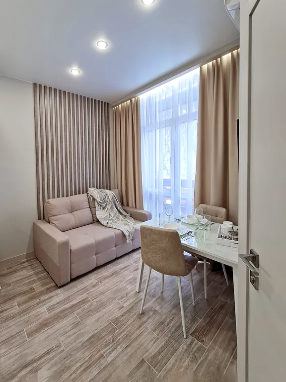 Апартаменты видом на Лауру