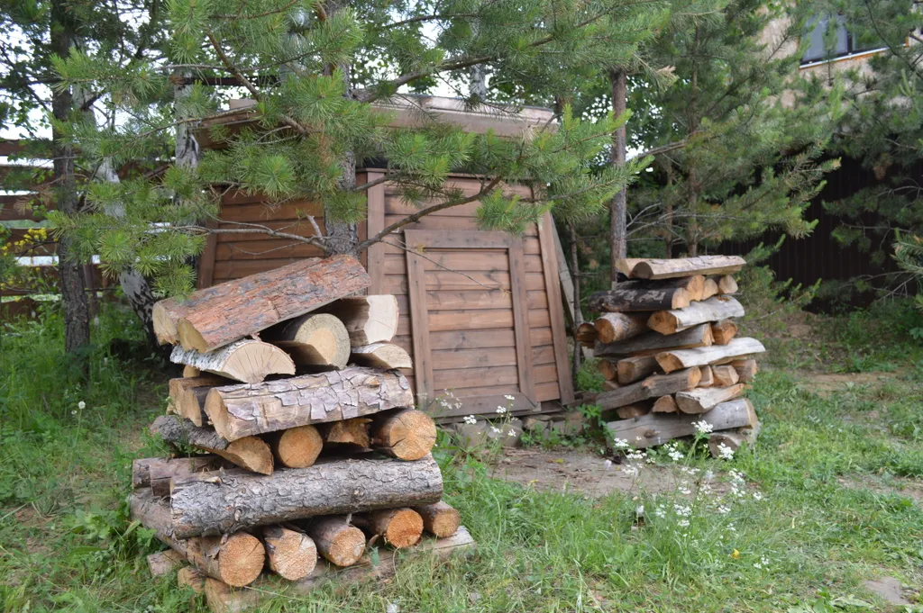Дом недалеко от ГЛК Евразия