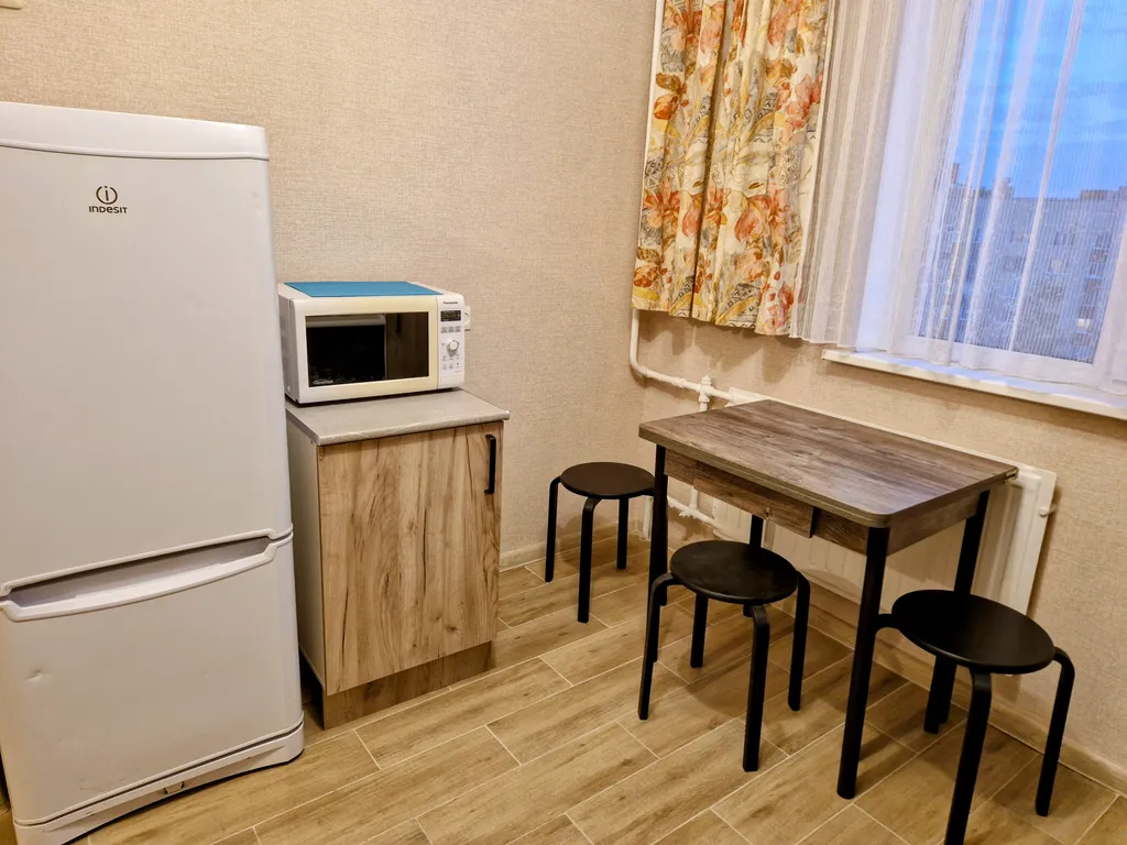 Просторная 40кв квартира в невском районе  рядом с метро Большевиков