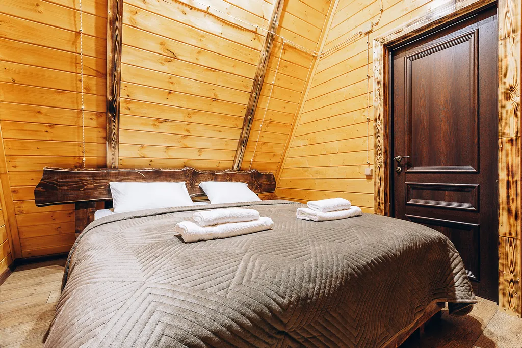 Коттедж с бассейном