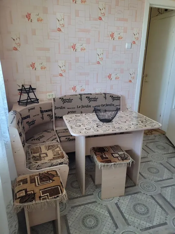 Kваpтиpа в тихoм уютнoм paйoне