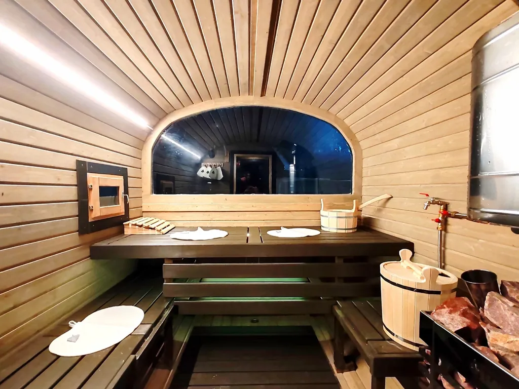 Коттедж с сауной рядом с озером