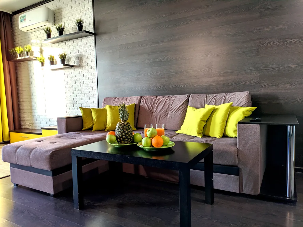 Квартира Студия 65 м² в центре, напротив Педуниверситет, 5 мин до ж/д вокзала — Воронеж