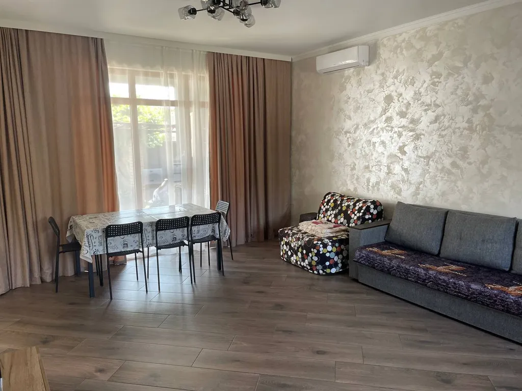 4-комнатный Дом