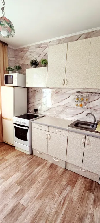 Квартира Квартира Камин, качеля! Напротив кл. Мешалкина. НВВКУ. НГУ. ЦНМТ. Мозайка. Эдэм — Новосибирск