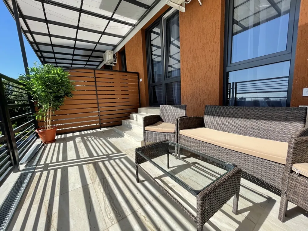 Квартира Апартаменты с террасой с прямым видом на море — аренда посуточно в Адлер