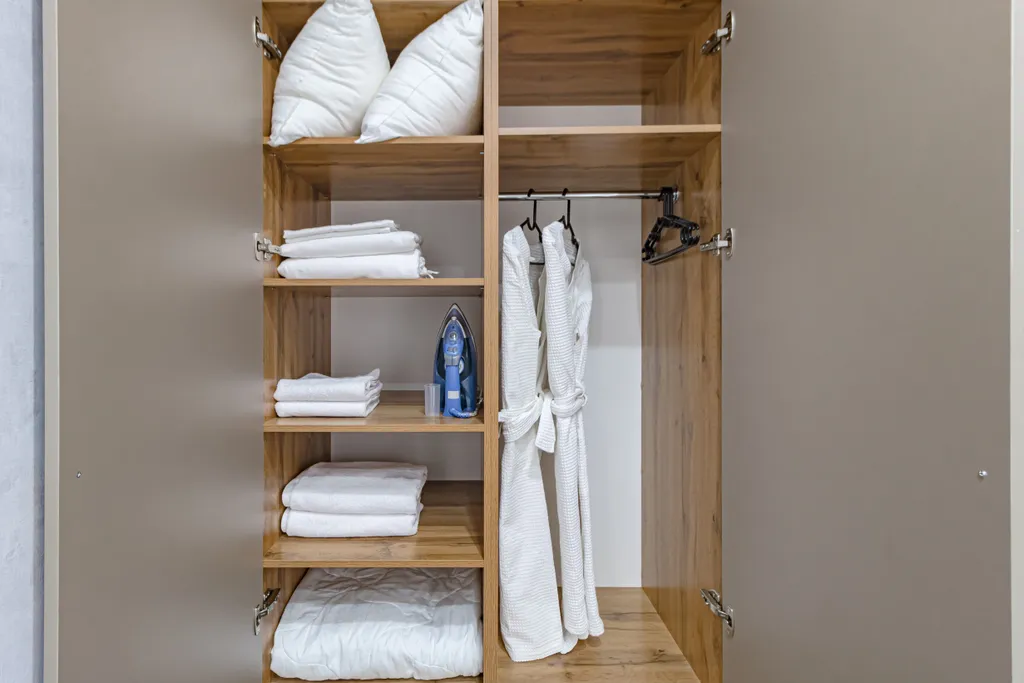 Grand Champion Central Stay