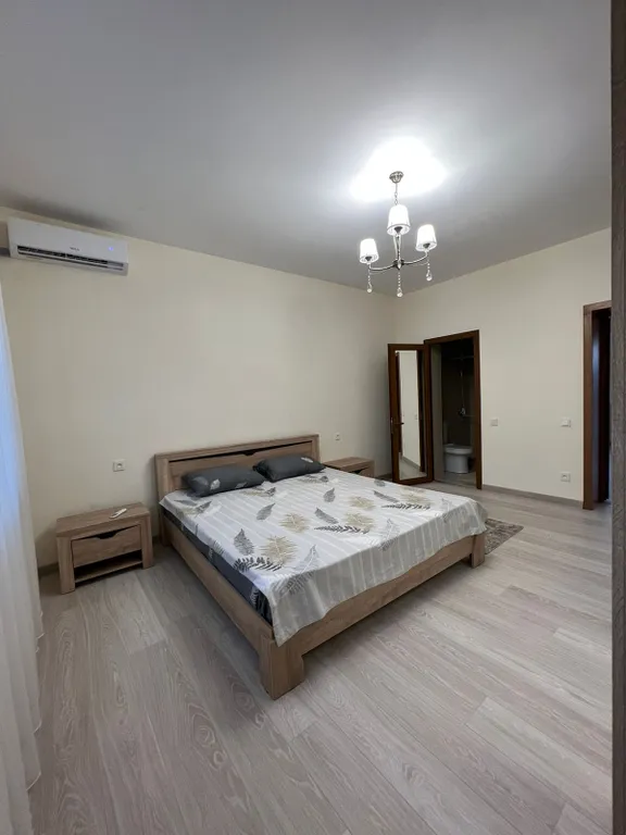 Уютный 2-этажный дом недалеко от моря до 9 гостей.