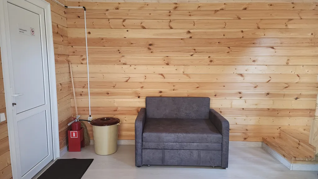 Домик с бассейном в 7 минутах от моря