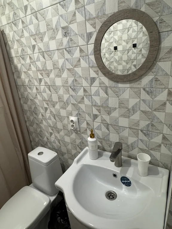 Гостевой дом 365 дней 3-х номер комфорт с душем и туалетом в номере