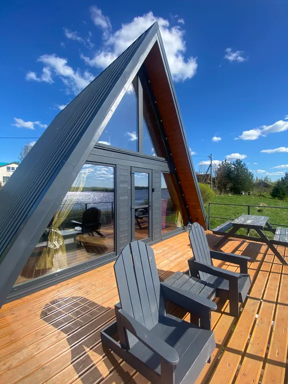 Коттедж Smaland Ranta house-шале на высоком берегу с видом на реку и закат — аренда посуточно в Великий Новгород