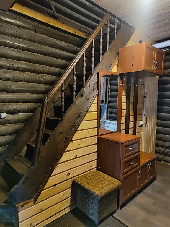 Дом с прудом