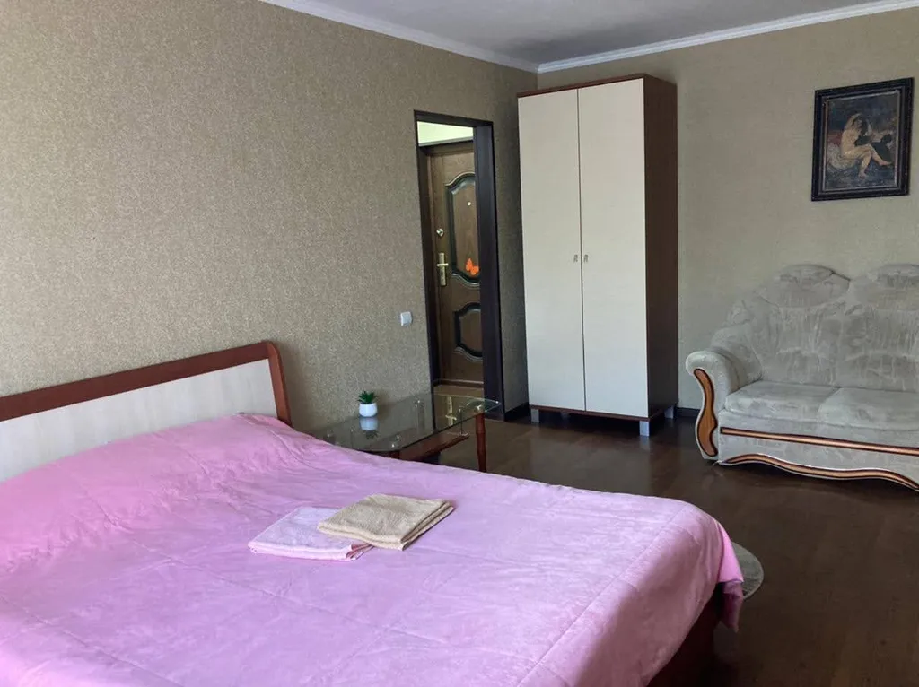 Уютная квартира в центре города — аренда посуточно в Волгодонск