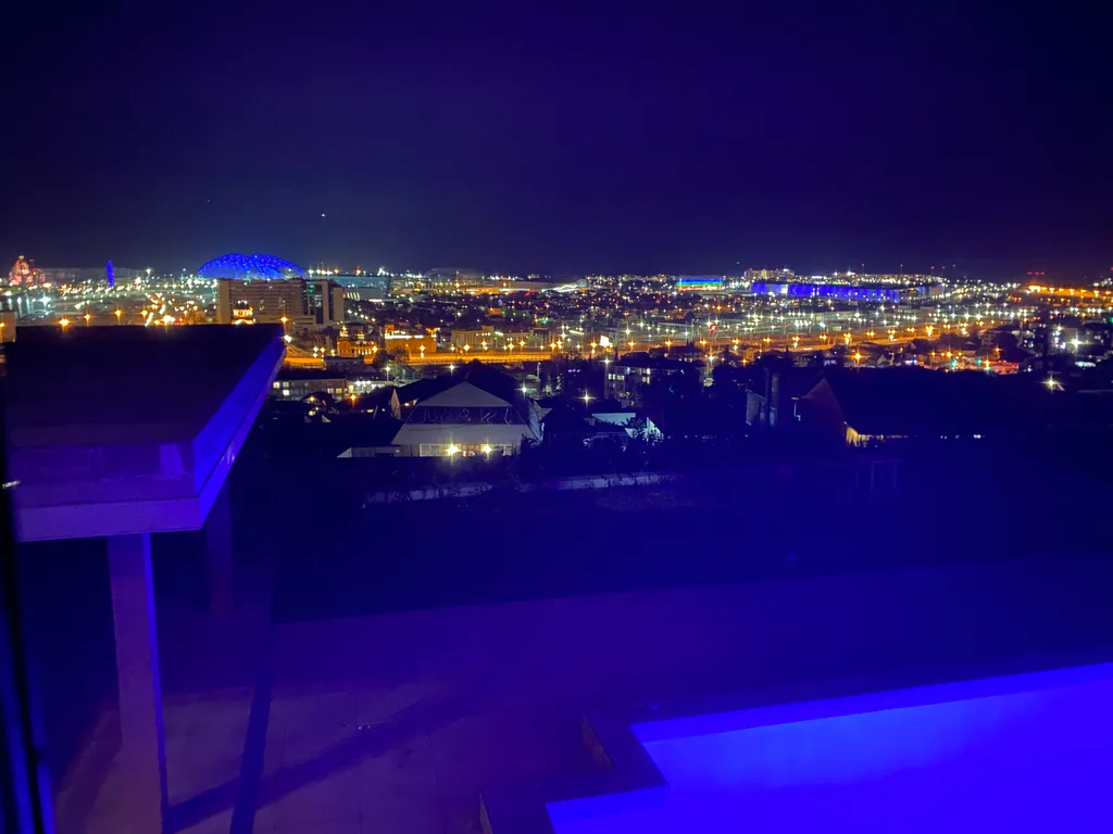 Коттедж Deluxe апартаменты с бассейном и видом на море — Сириус