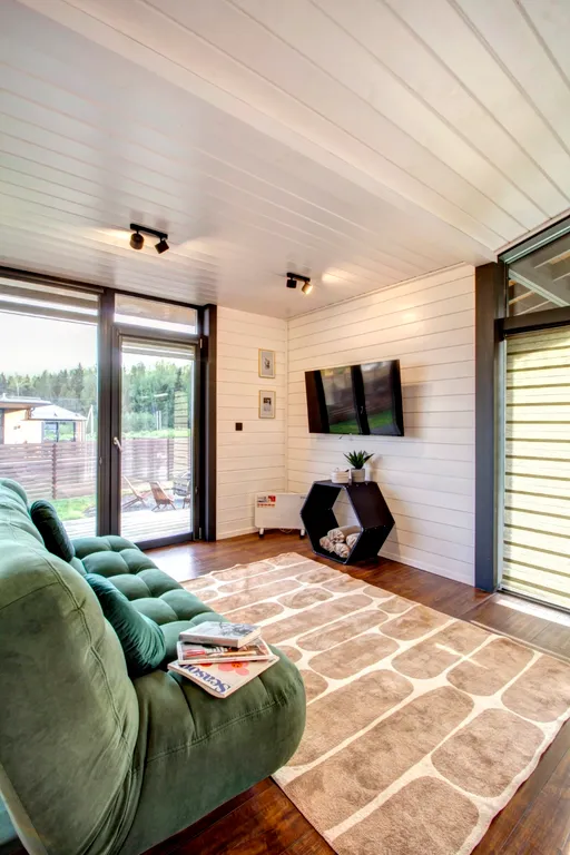 Уютный дoм с видом нa лес