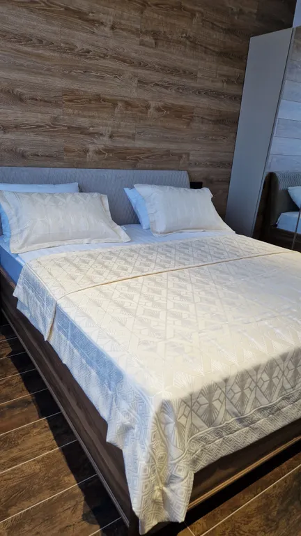 Квартира с дизайнерским ремонтом в стиле лофт