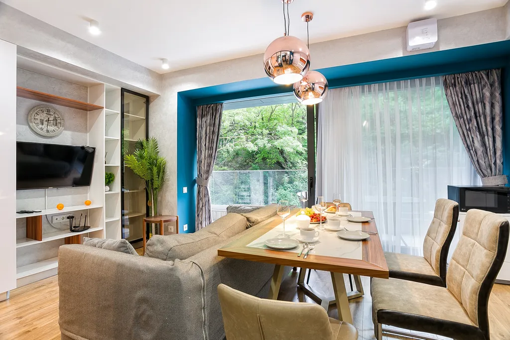 Студия с видом на бесконечную зелень