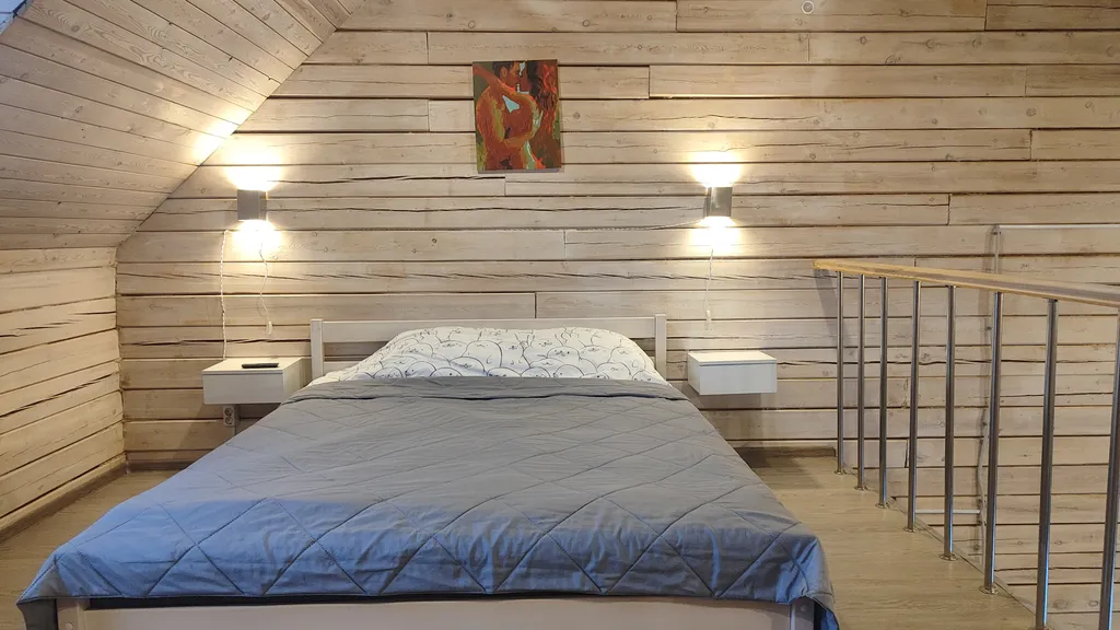 Дом с закрытой парковкой