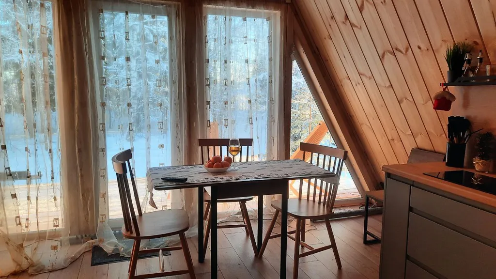 Дом Ярвиранта на берегу озера