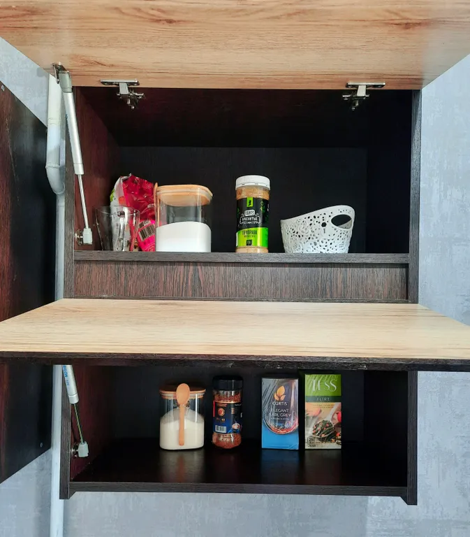 Квартира с евроремонтом в центре города, с видом на Волгу и ресторан