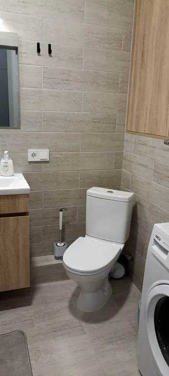 Новая, уютная студия