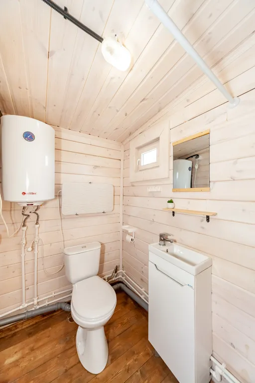 Домик на двоих с панорамным окном