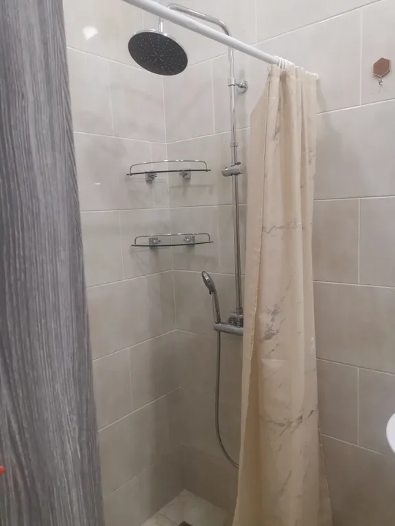 Коттедж Просторный дом с новым ремонтом — Динская