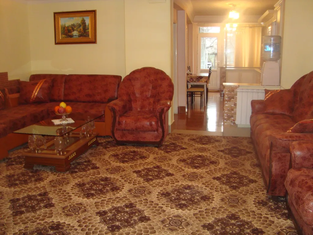 4-комнатная Квартира