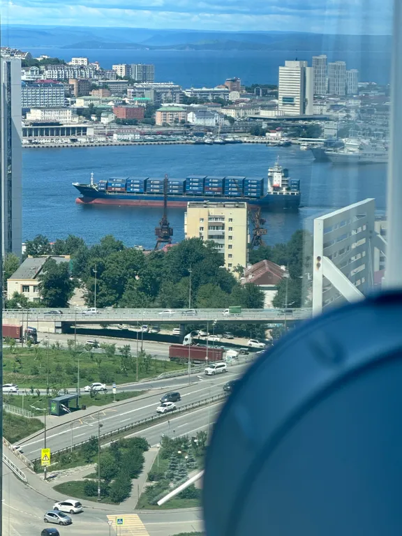 Квартира Квартира Высокий этаж, недалеко от центра, вид на море — Владивосток