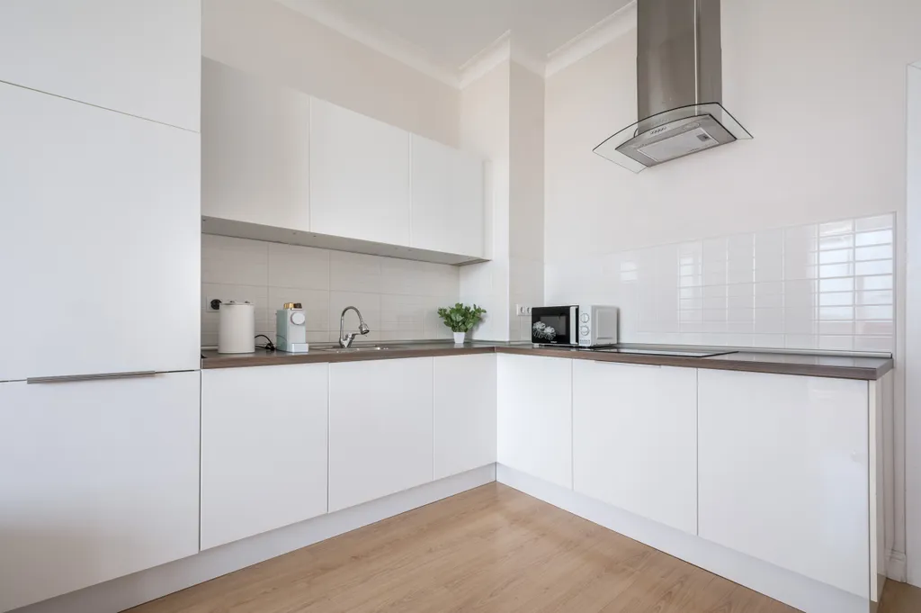 Просторная квартира с лучшим видом на Мост Поцелуев и реку Кубань