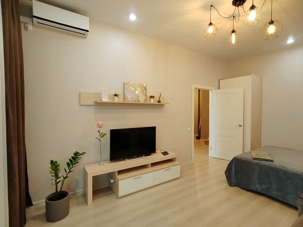 Панорамная квартира на верхнем этаже с видом на город