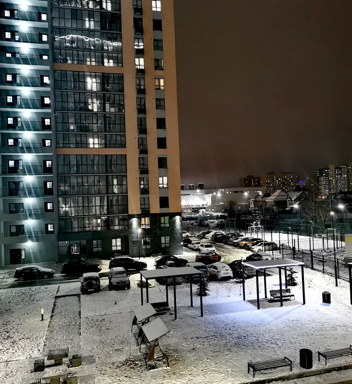 Уютная квартира в районе ТЦ Коллаж