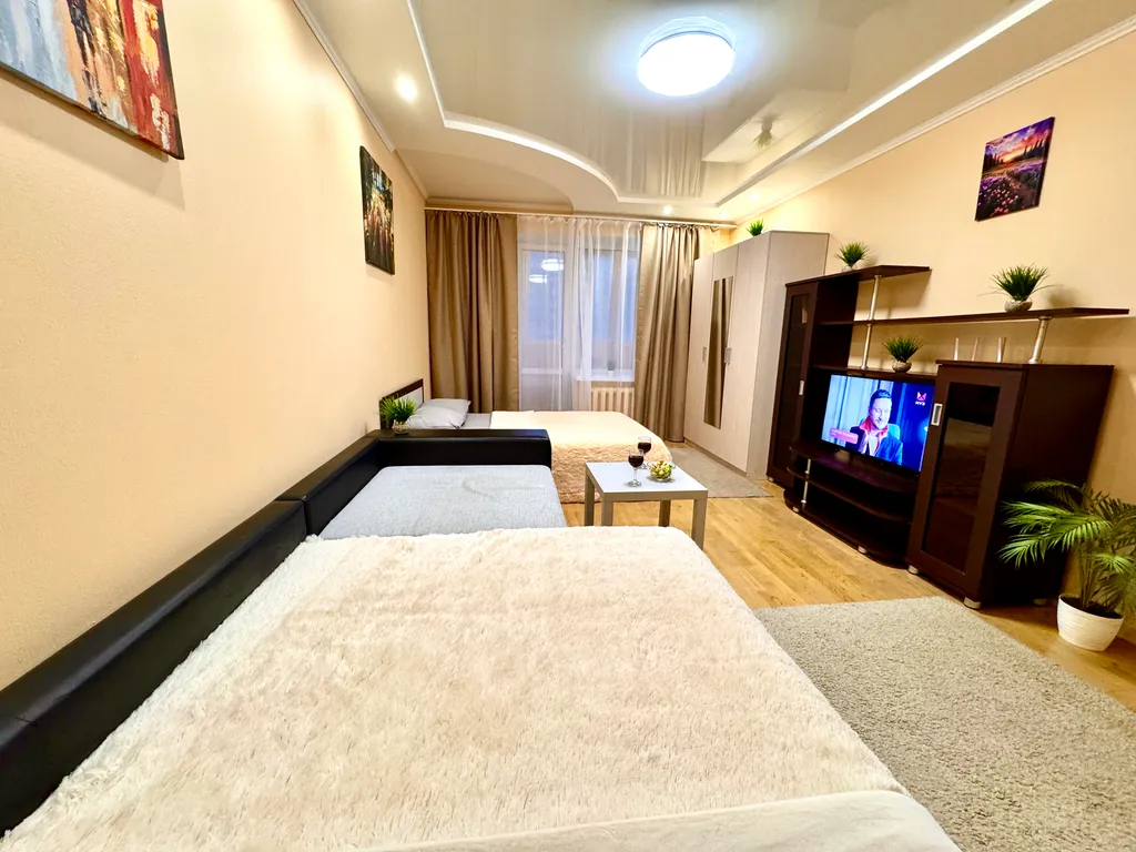 Уютная двушка в центре рядом с набережной реки Волга