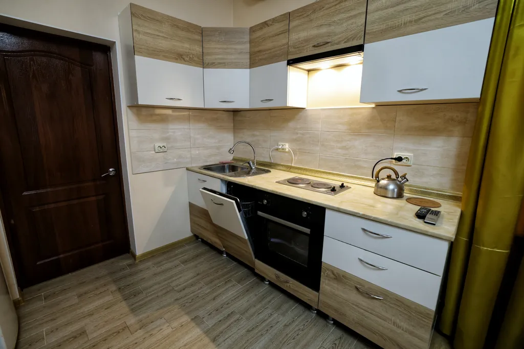 Квартира Квартира Трехместный номер с доп. местом без балкона с видом во двор с кухней — Лазаревское