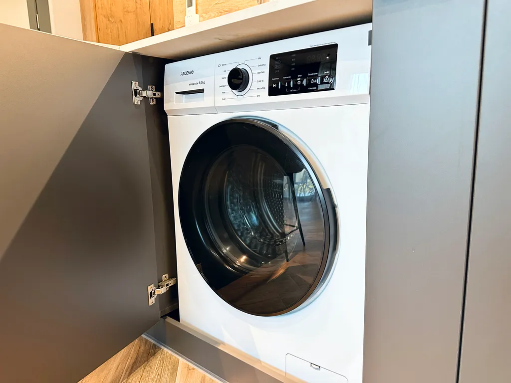 Квартира Квартира Просторная студия Вид на море и двор — Батуми