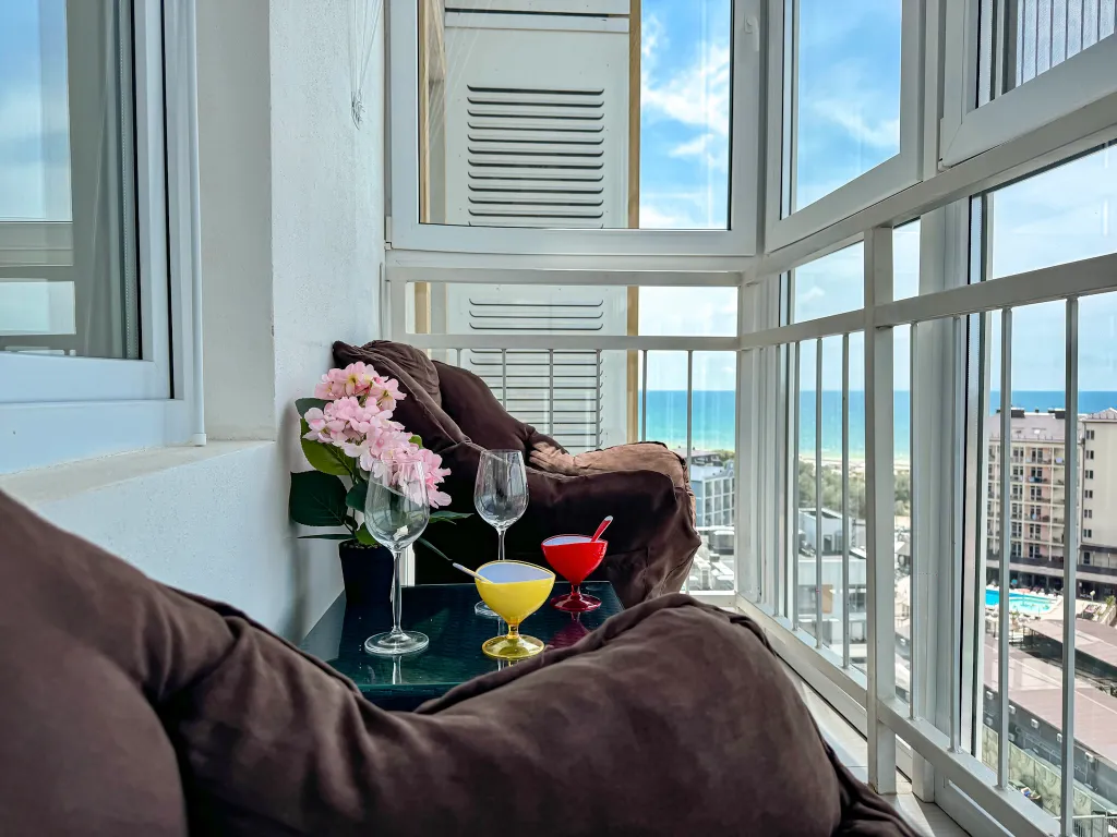 Квартира Квартира Студия с потрясающим видом на море на первой береговой линии — Анапа