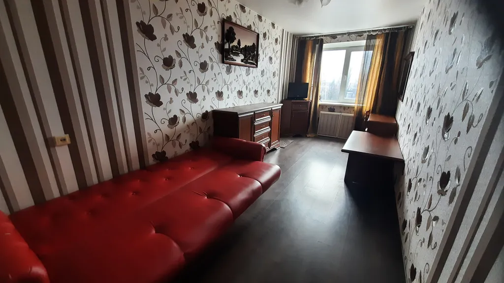 Площадь Ленина, центр 3-х комнатная квартира