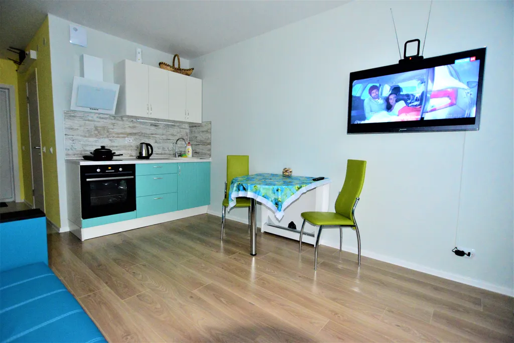 Уютная студия возле ТЦ Июнь