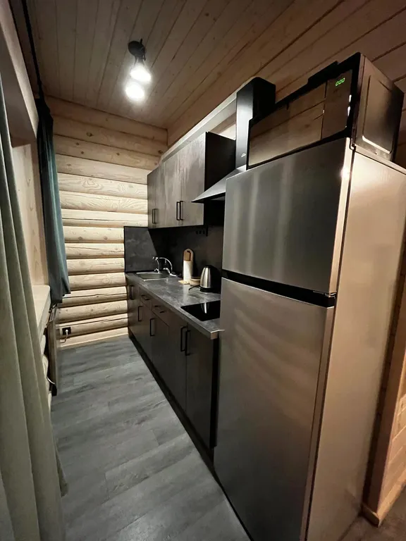 Коттеджи на берегу Волги в сосновом лесу. База отдыха " Хвоя Эко"