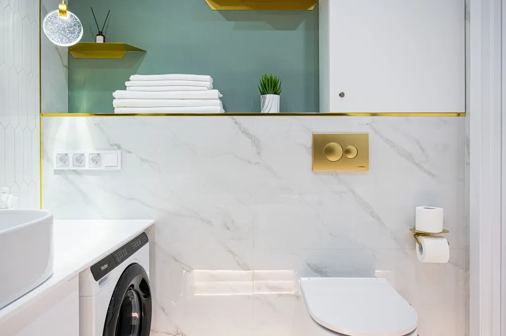 Трёхкомнатная квартира на набережной в центре Великого Новгорода