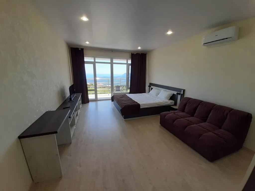 Вилла 220м2 с бассейном Горная лаванда. 6взр.+4 дет.