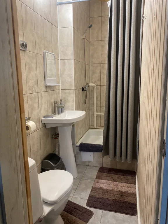 Уютный номер с видом на горы