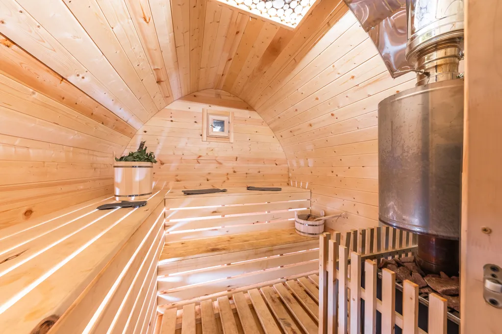 Коттедж Загородный дом с баней и лечебным чаном — Санкт-Петербург