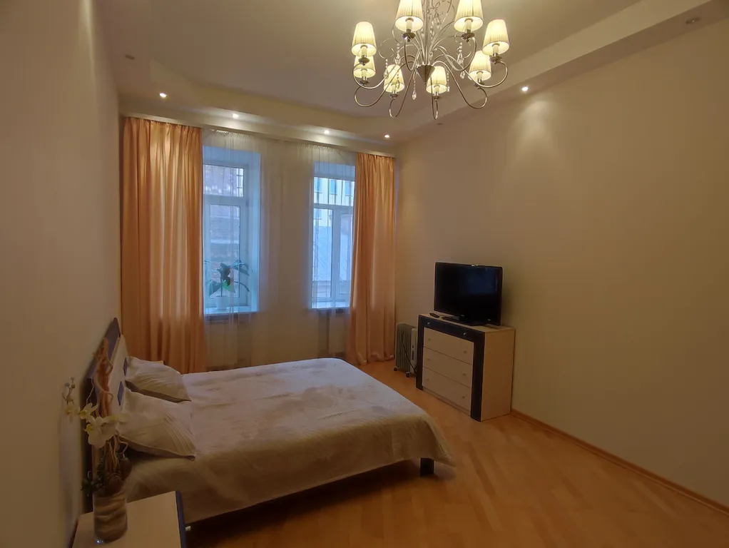 Квартира 3-комнатная Квартира — Санкт-Петербург