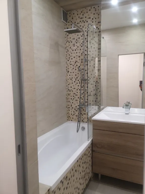 3-комнатная квартира с дизайнерским ремонтом в Маяке Минска